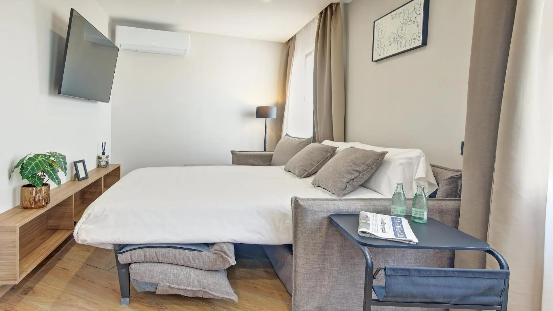 Lagom Apartments New, 5 Min Walk From The Sea Lloret de Mar Hostel