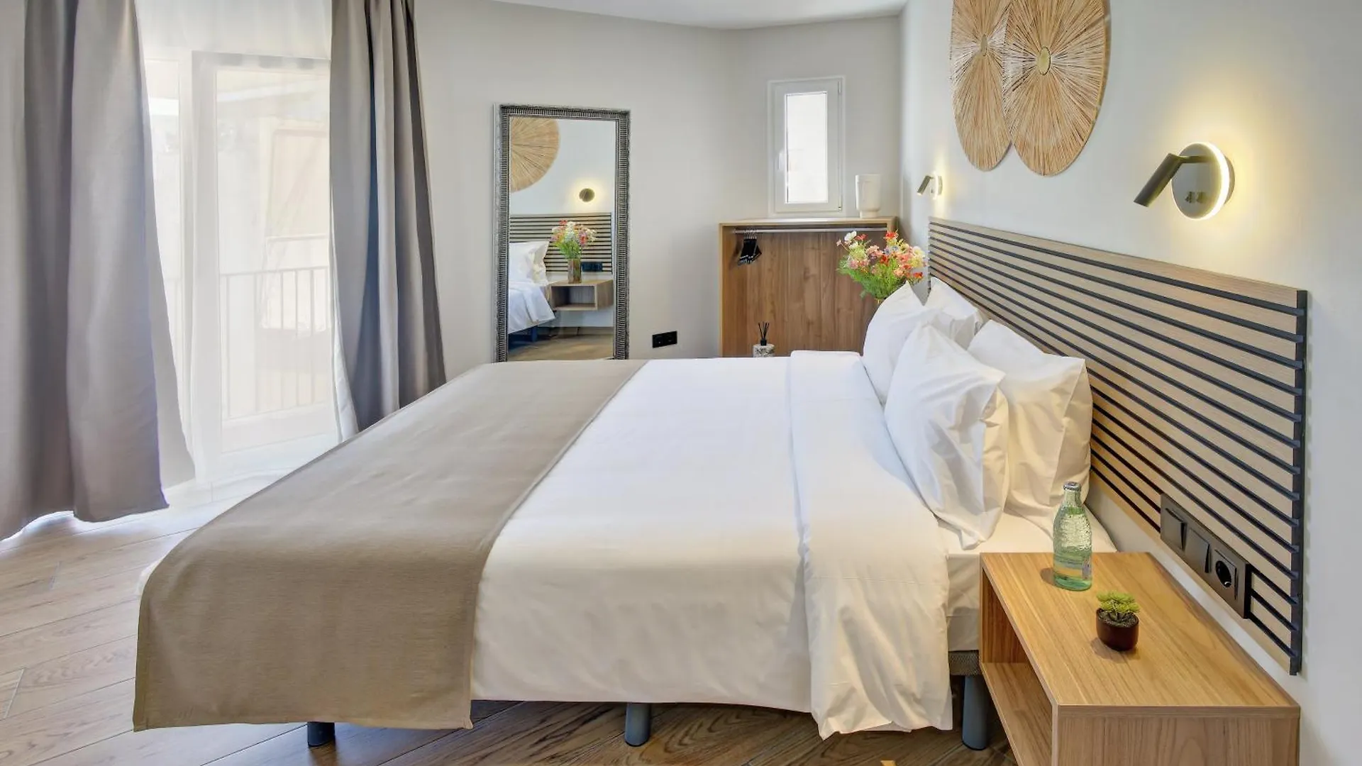 Lagom Apartments New, 5 Min Walk From The Sea Lloret de Mar Hostal