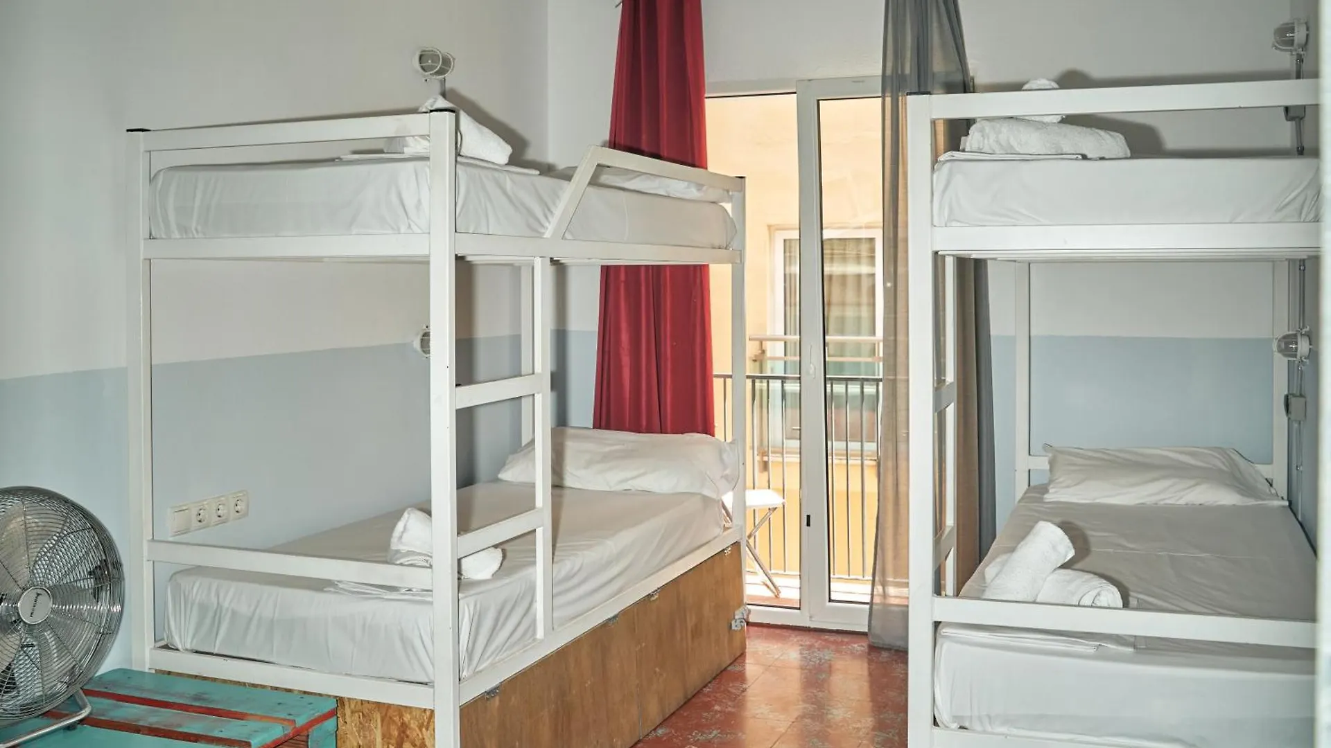Hostel Lagom Apartments New, 5 Min Walk From The Sea Lloret de Mar Spanien