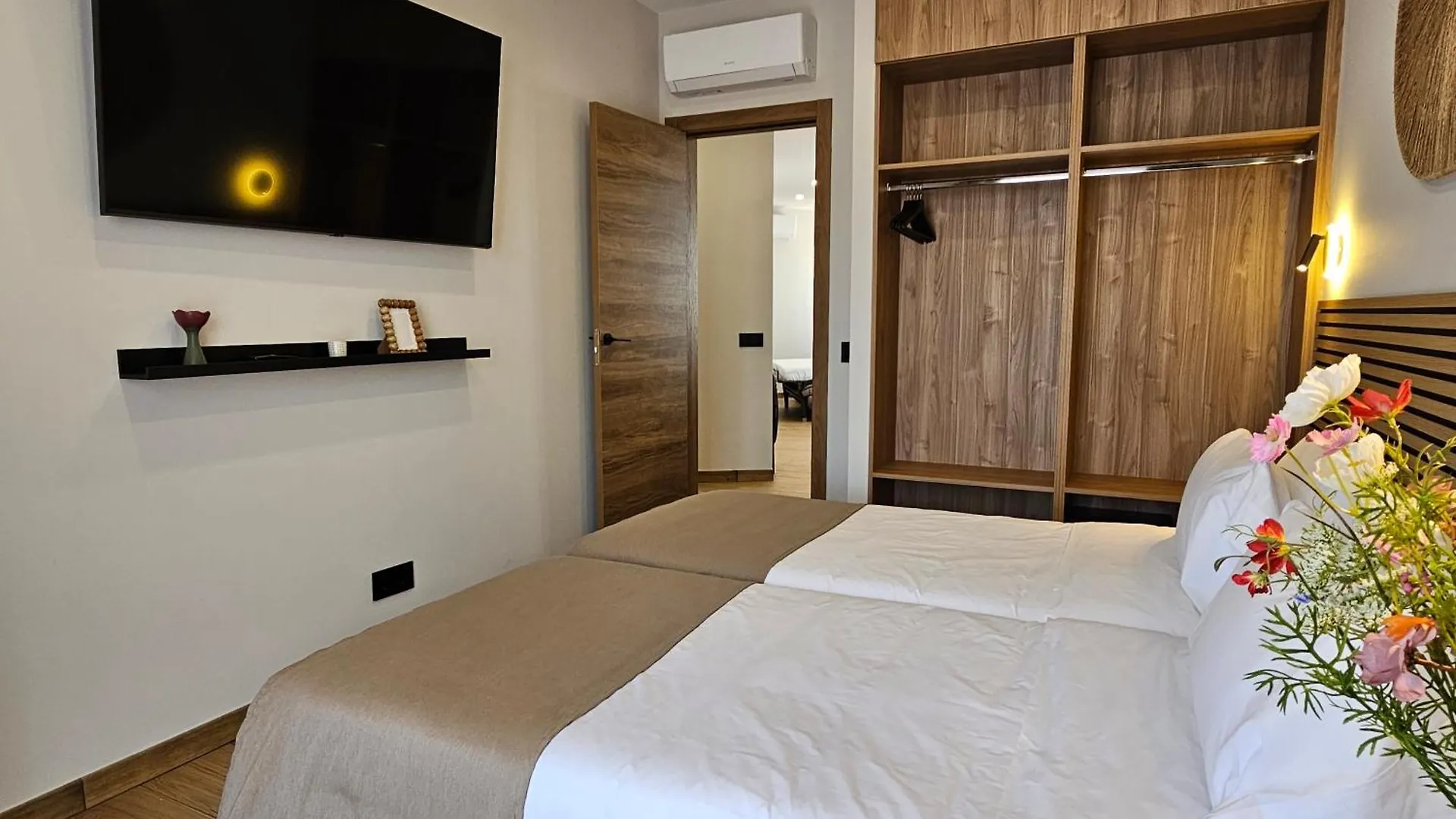 Hostel Lagom Apartments New, 5 Min Walk From The Sea Lloret de Mar